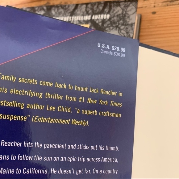 Set of three Lee Child hard cover books - Picture 7 of 9